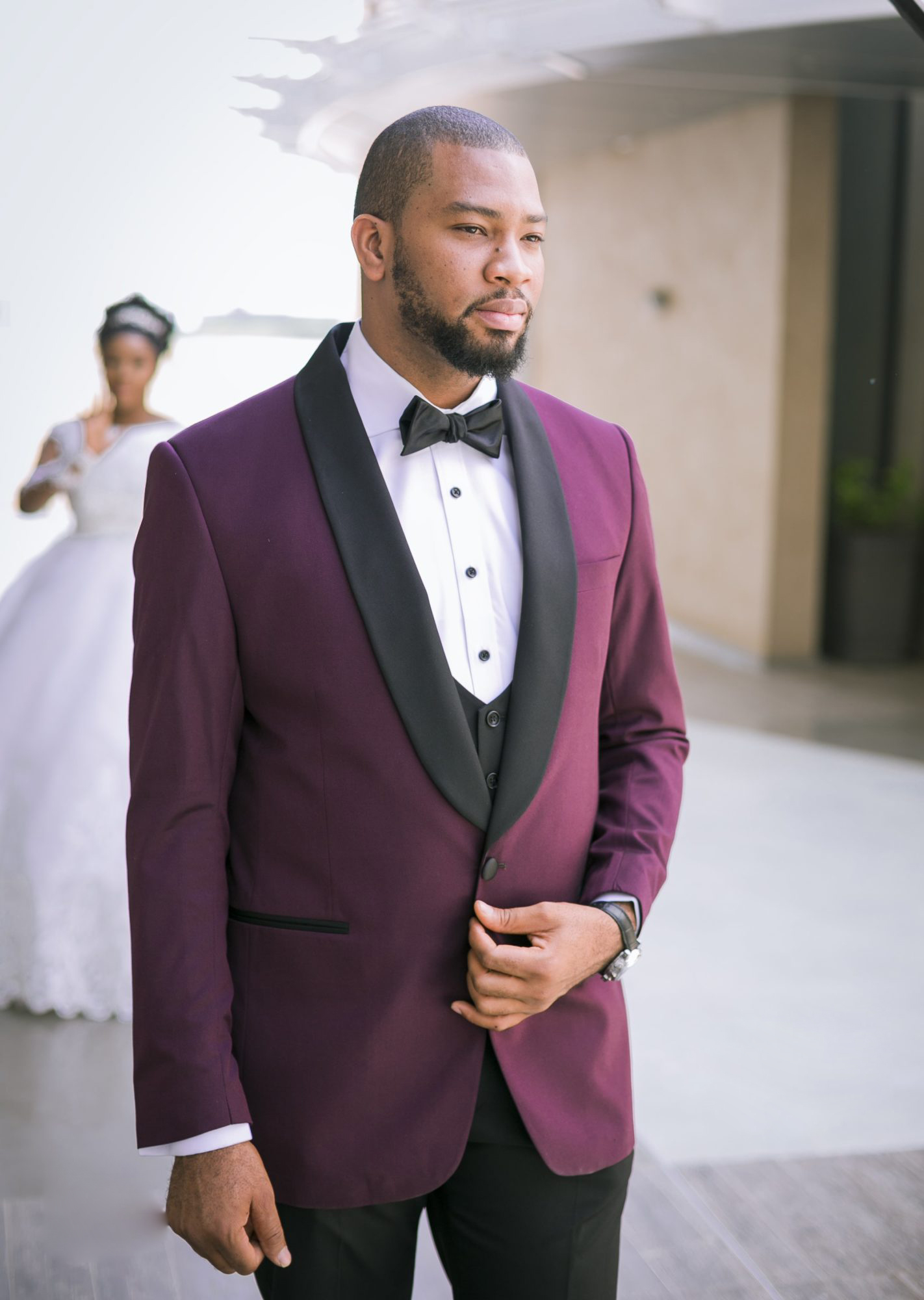 Plus size Men Wedding Tuxedos Suits Burgundy Shawl Lapel One Button Jacket 1 Piece Best Groom Prom Wear Clothes