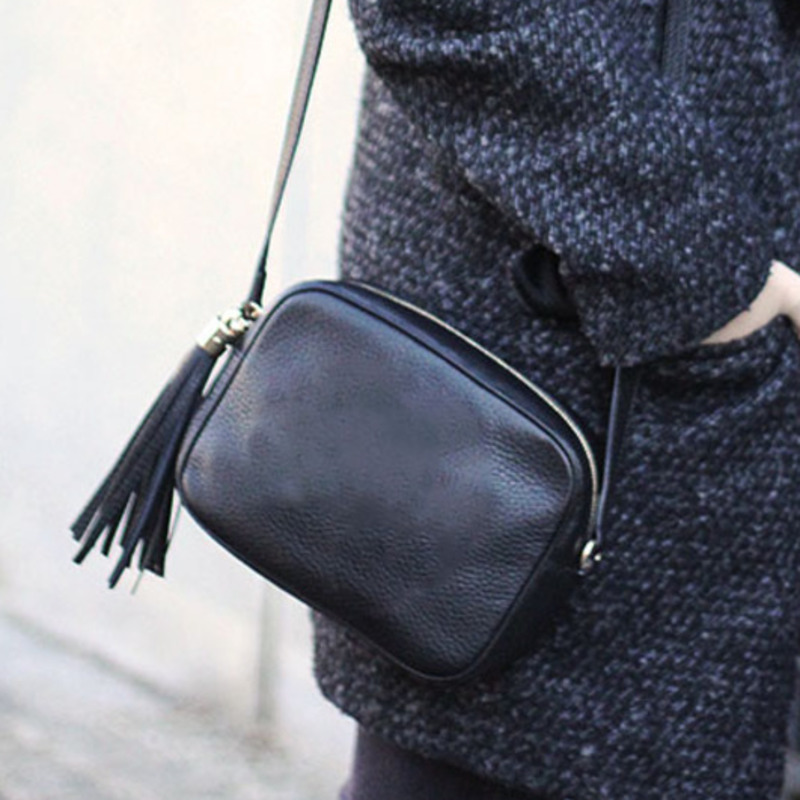 Tassel Brand Fashion Women Designer Handbags Purses Wallets Crossbody Bags Womens Luxury Designer Bag Handbags, Original leather red
Tassel Brand Fashion Women Designer Handbags Purses Wallets Crossbody Bags Womens Luxury Designer Bag Handbags, Original leather red