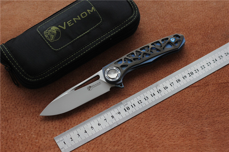 Free shipping VENOM HARPOON folding knife M390 blade TC4/CF handle camping hunting survival pocket Kitchen knives EDC tools
Free shipping VENOM HARPOON folding knife M390 blade TC4/CF handle camping hunting survival pocket Kitchen knives EDC tools