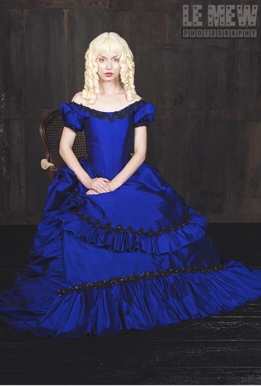 Vintage Gothic Wedding Dresses Off The Shoulder Lace Appliques A Line Country Bridal Gowns Sweep Train Short Sleeve Blue Wedding Dress