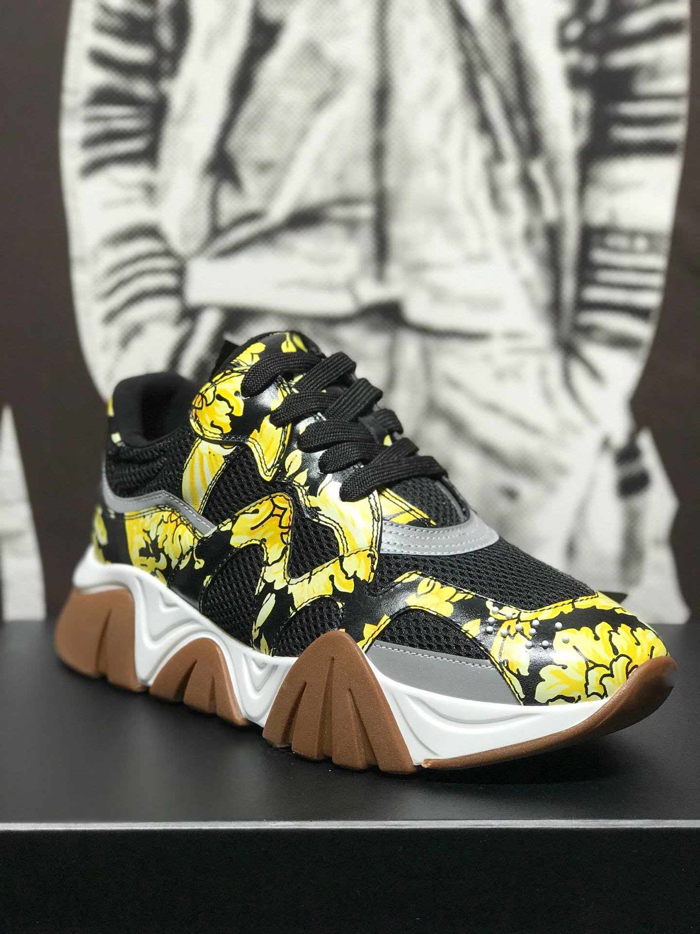 20ss high quality mens designer shoes chain reation 2 sneakers trainers Luxury designer brand casual shoe, See more picture(contact me)
20ss high quality mens designer shoes chain reation 2 sneakers trainers Luxury designer brand casual shoe, See more picture(contact me)