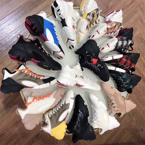 2019 Sexy Girls Connect Sneaker Designer Shoes Triple S Sneakers vintage Platform Trainers Real Leather Women Party Wedding Shoes US11, Black
2019 Sexy Girls Connect Sneaker Designer Shoes Triple S Sneakers vintage Platform Trainers Real Leather Women Party Wedding Shoes US11, Black