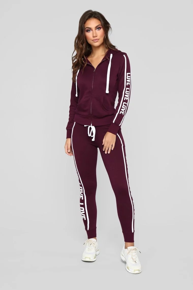 2020 fashion women' sportswear European and American new trend knitted small sweater webbing casual two-piece suit female Size -2XL, Pink
2020 fashion women' sportswear European and American new trend knitted small sweater webbing casual two-piece suit female Size -2XL, Pink