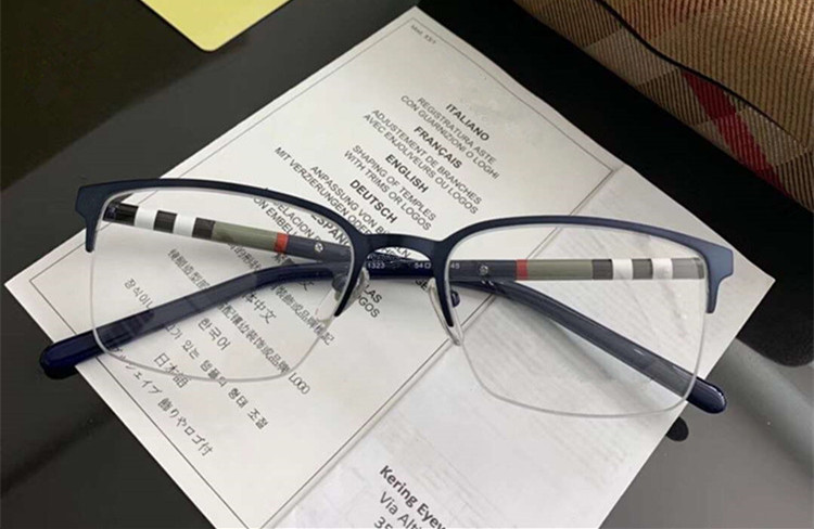Luxury High-quality B1323 classical Men Glasses contrasted Rectangular Halfrim Prescription Glasses 54-18-145 fullset case
Luxury High-quality B1323 classical Men Glasses contrasted Rectangular Halfrim Prescription Glasses 54-18-145 fullset case