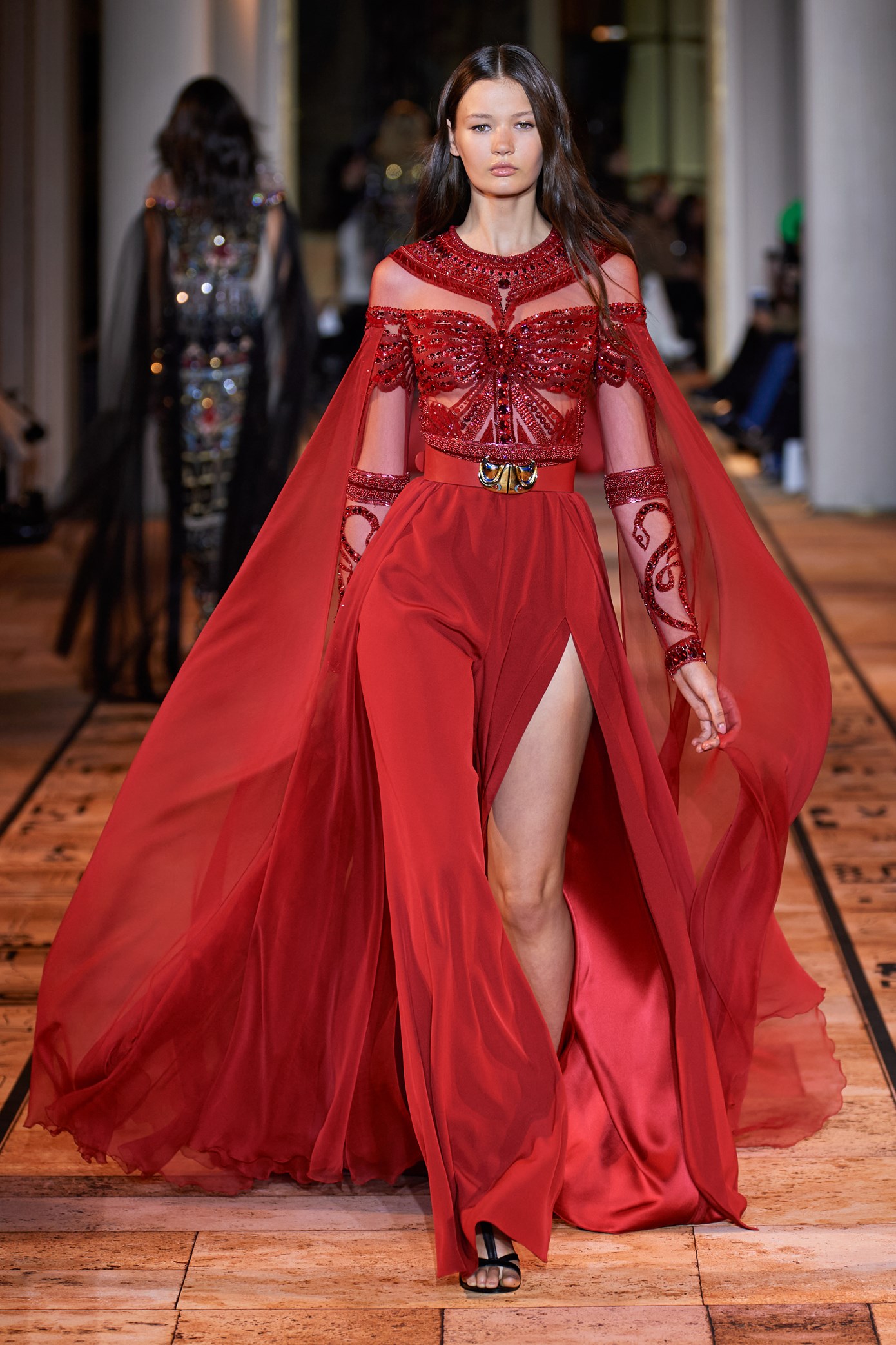 2020 Zuhair Murad Prom Dresses With Wrap Beads A Line Tulle Long Sleeve Evening Dresses High Split Party Wear Custom Made Formal Gowns