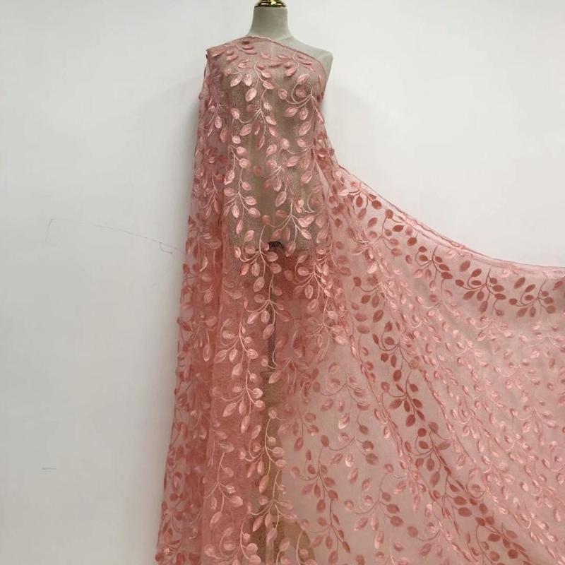 Pink color Nigerian Sequins Lace Fabrics Idian Nigerian Lace Fabrics Embroidery African Tulle French Materials For Women
Pink color Nigerian Sequins Lace Fabrics Idian Nigerian Lace Fabrics Embroidery African Tulle French Materials For Women