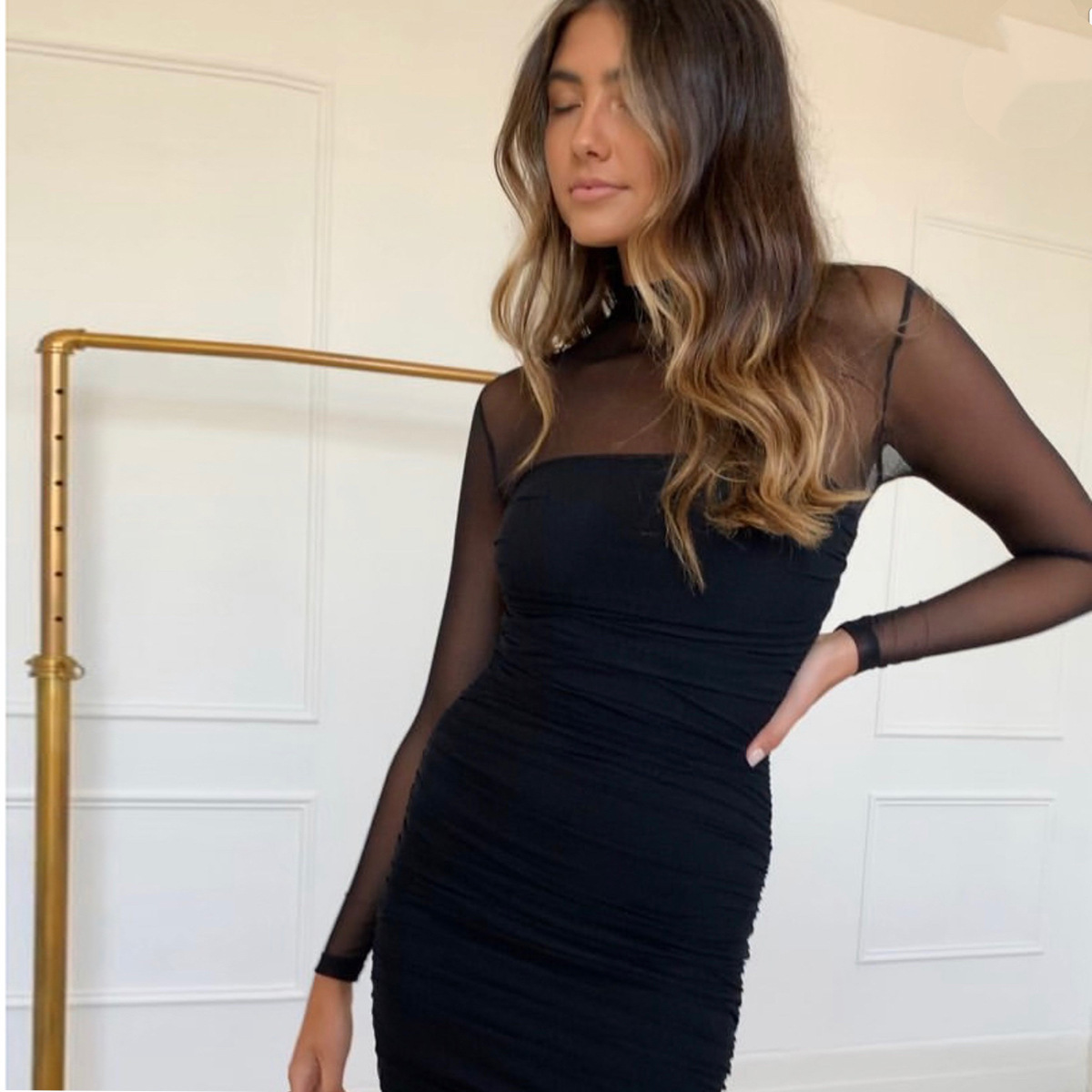 2020 long sleeve high collar women's sexy transparent mesh stitching women's dress, Black
2020 long sleeve high collar women's sexy transparent mesh stitching women's dress, Black