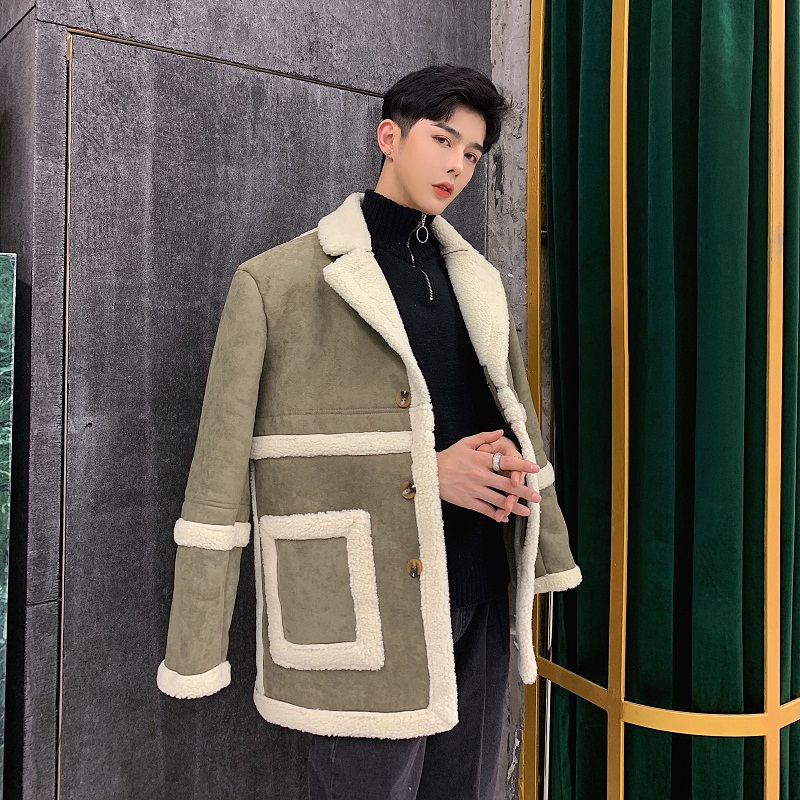 Autumn and winter new lamb wool plus velvet jacket men loose fur one short motorcycle leather thickened men clothes, Clear
Autumn and winter new lamb wool plus velvet jacket men loose fur one short motorcycle leather thickened men clothes, Clear