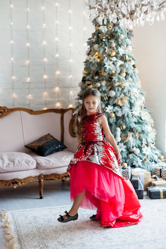 Christmas Flower Girl Dresses Sweep Train Sequins Jewel Neck A Line Girls Princess Dress Custom Made Cute Kids Formal Gowns Appliques