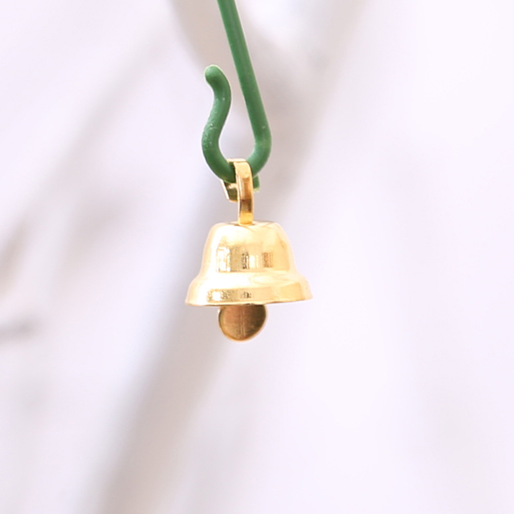 Christmas Bells 20 Pcs/Set Gold Jingle Mini 11mm Bells Christmas Tree Hanging Decor Craft Wrought Iron Decor Bell
Christmas Bells 20 Pcs/Set Gold Jingle Mini 11mm Bells Christmas Tree Hanging Decor Craft Wrought Iron Decor Bell