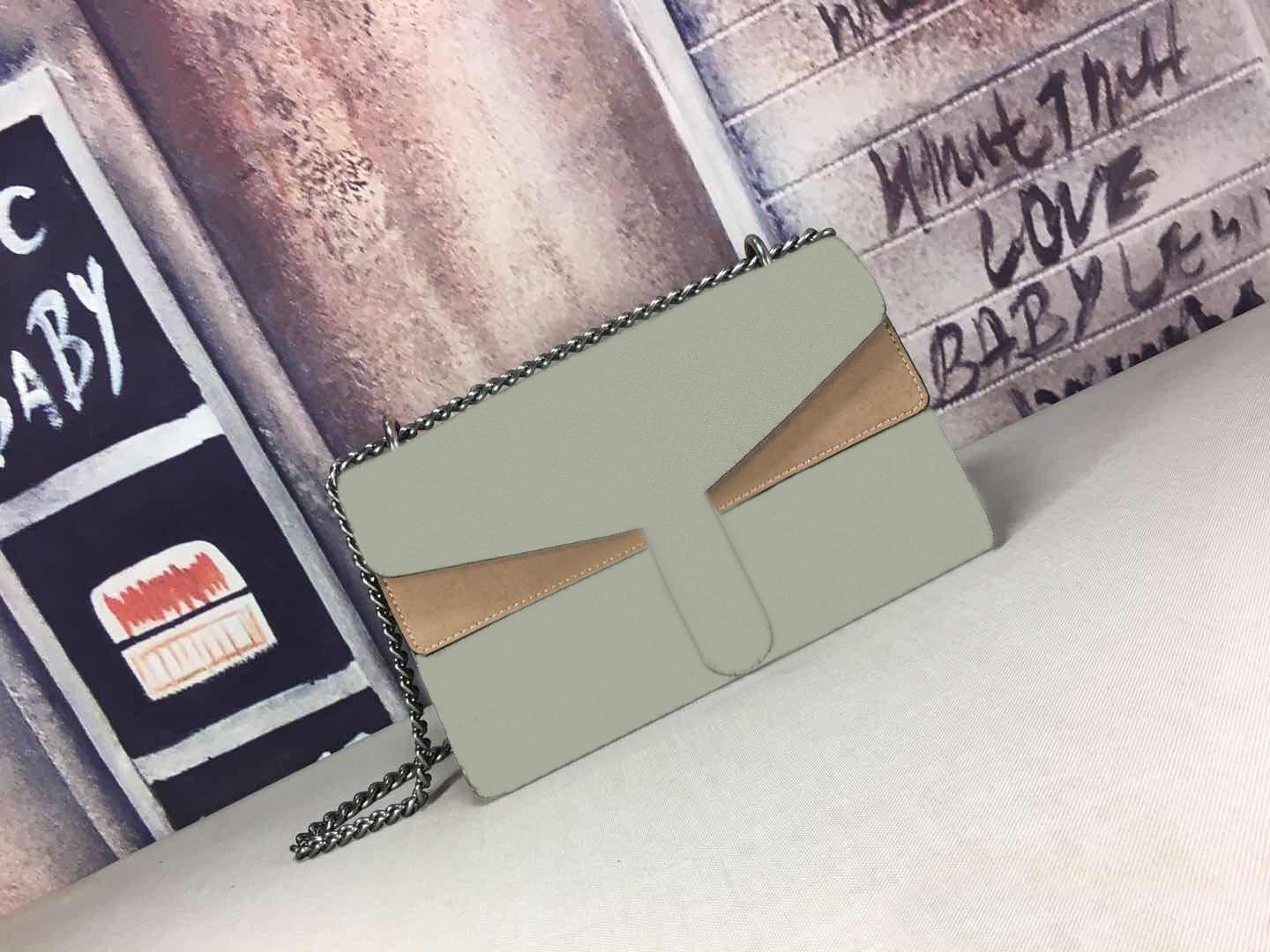 Fashion Luxury Woman Designer Handbags Genuine Leather High Quality Bags Chain Cross body Messenger Bag Mini Shoulder Bag Purse Tote Bags
Fashion Luxury Woman Designer Handbags Genuine Leather High Quality Bags Chain Cross body Messenger Bag Mini Shoulder Bag Purse Tote Bags
