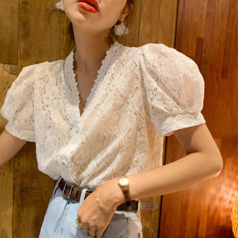 ETOSELL Spring Summer Women Chiffon Blouse Fashion Sweet lace puff sleeve top V-neck short sleeve shirt white Female Shirts
ETOSELL Spring Summer Women Chiffon Blouse Fashion Sweet lace puff sleeve top V-neck short sleeve shirt white Female Shirts