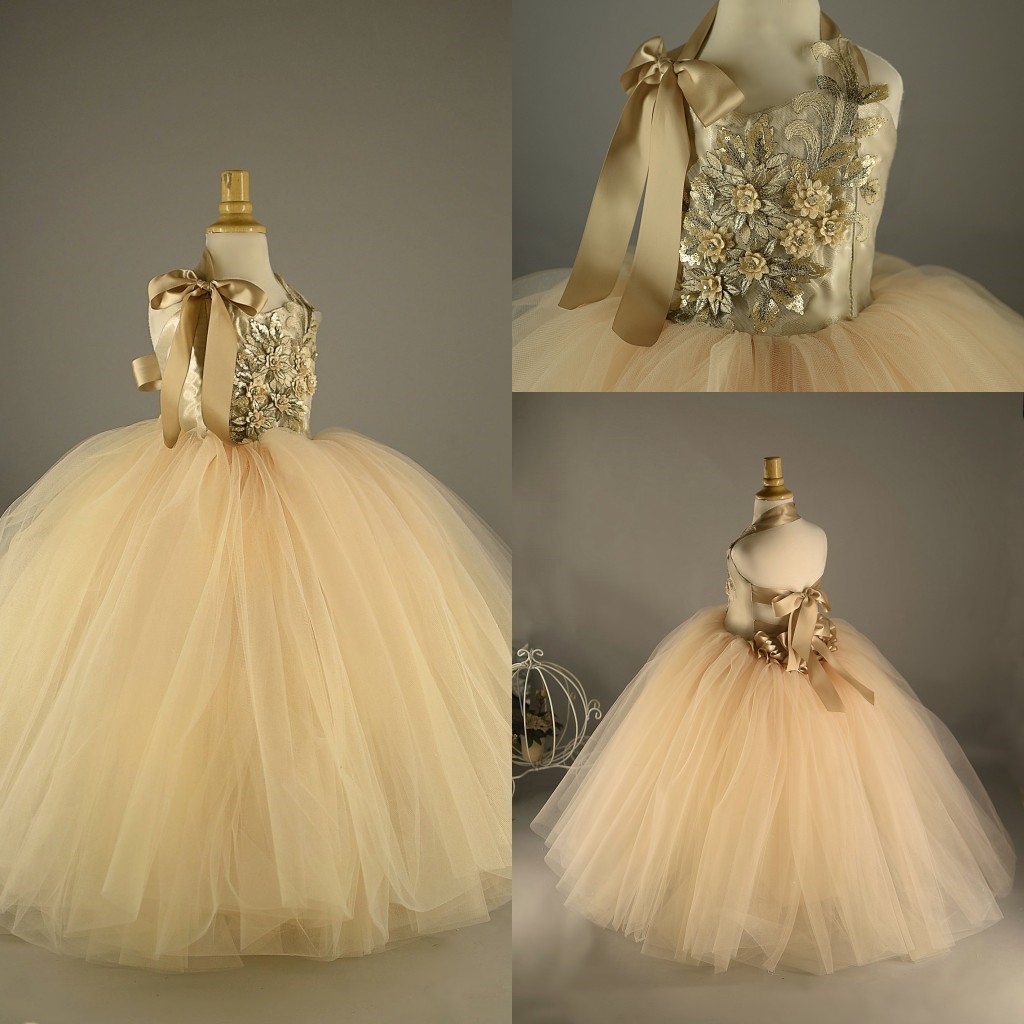 Princess Ball Gown Flower Girls Dresses Sexy Hand Made Flower Halter Puffy Ruffles Kids Formal Gowns Birthday Party Wear For Wedding