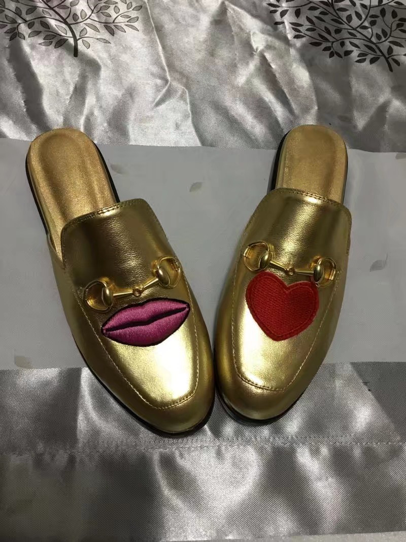 designer Top golden leather Men Women Princetown mules slipper loafers slides with horsebit party gold slippers casual shoes EUR34-46, Black velvet
designer Top golden leather Men Women Princetown mules slipper loafers slides with horsebit party gold slippers casual shoes EUR34-46, Black velvet