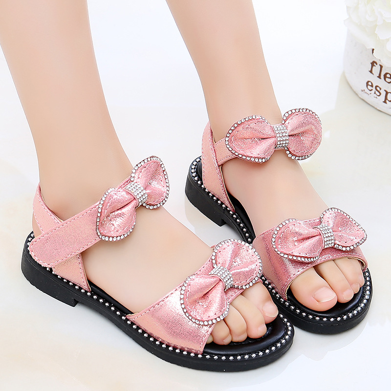 2020 Summer Girl Sandals Children Princess's Flat Heels Party Shoes Kids Soft Leather Bowtie Shoes Big Girl Hook & Loop Footwear, Black
2020 Summer Girl Sandals Children Princess's Flat Heels Party Shoes Kids Soft Leather Bowtie Shoes Big Girl Hook & Loop Footwear, Black