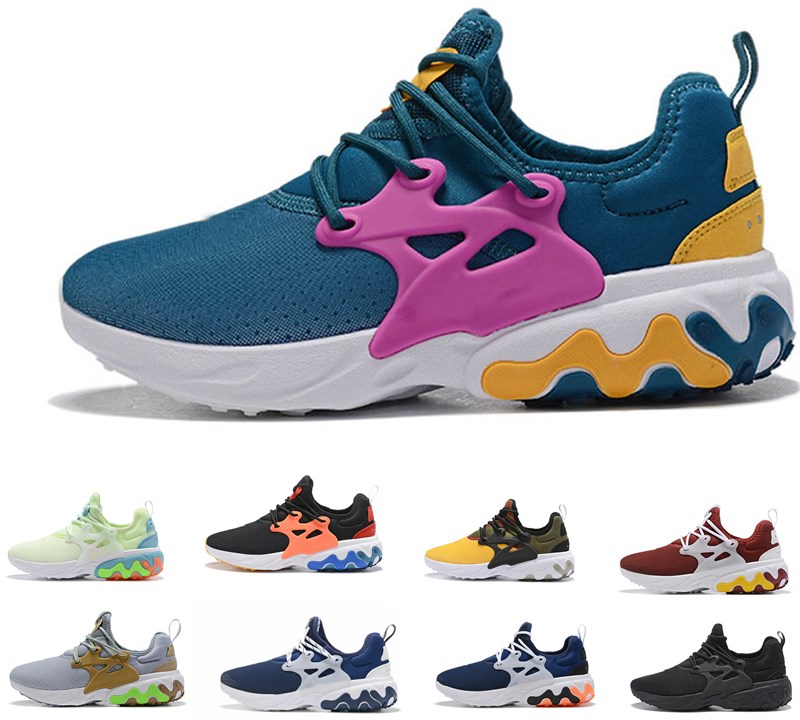 2020 Newest React Men Women Mesh Running shoes Fly Triple Black White Mens Trainers shoes Breathable TPU outdoor sports sneakers size 36-45, Shoes boxes
2020 Newest React Men Women Mesh Running shoes Fly Triple Black White Mens Trainers shoes Breathable TPU outdoor sports sneakers size 36-45, Shoes boxes