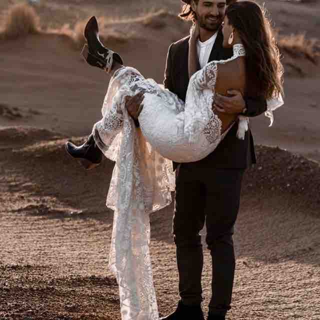 bohemian beach wedding dresses high neck bell long sleeve lace open backless boho bridal gowns wedding dress