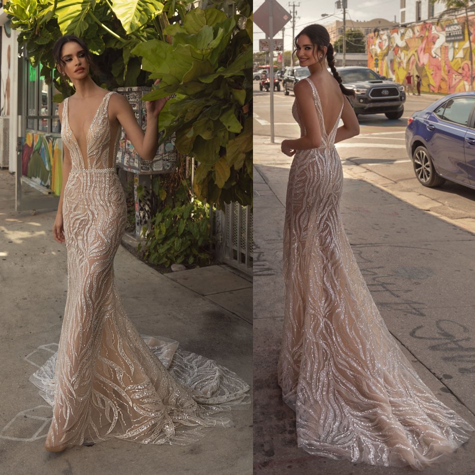 Lateat Mermaid Backless Dress Deep V Neck Appliqued Beads Sequined Wedding Dresses Reception Plus Size Sweep Train Bridal Gowns es