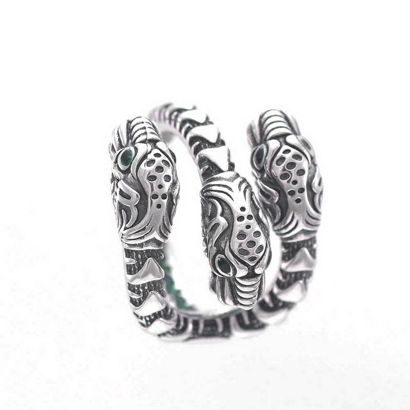 925 sterling silver three-headed snake ring men and women new domineering retro green bone green-eye three-headed snake sterling silver ring
925 sterling silver three-headed snake ring men and women new domineering retro green bone green-eye three-headed snake sterling silver ring