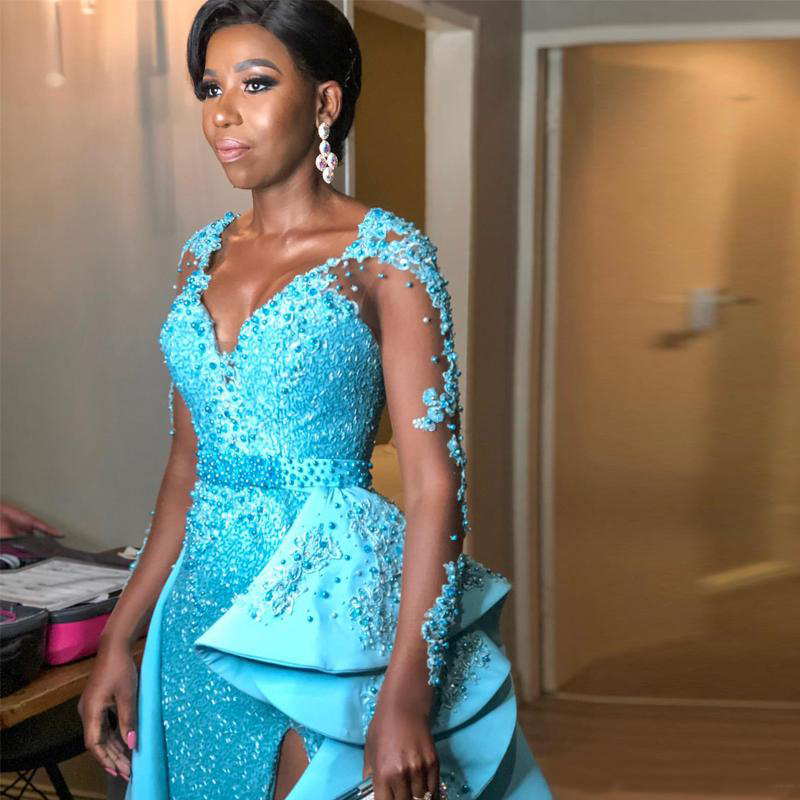 Luxurious Sparkly Side Split Evening Dresses Sheath Lace Beaded Sequined with Long Sleeves Detachable Train Prom Party Gowns Custom Made