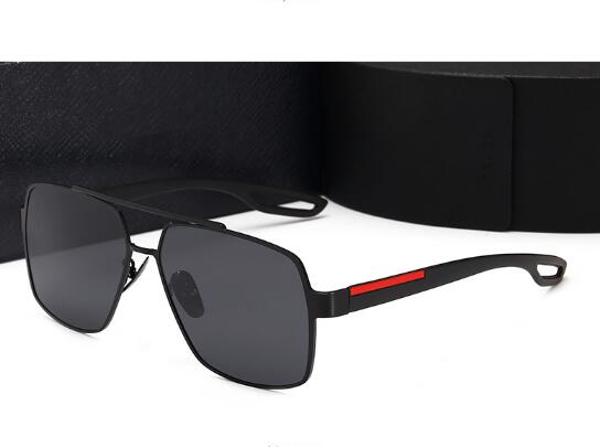 The latest Korean version of large frame polarized sunglasses 
The latest Korean version of large frame polarized sunglasses