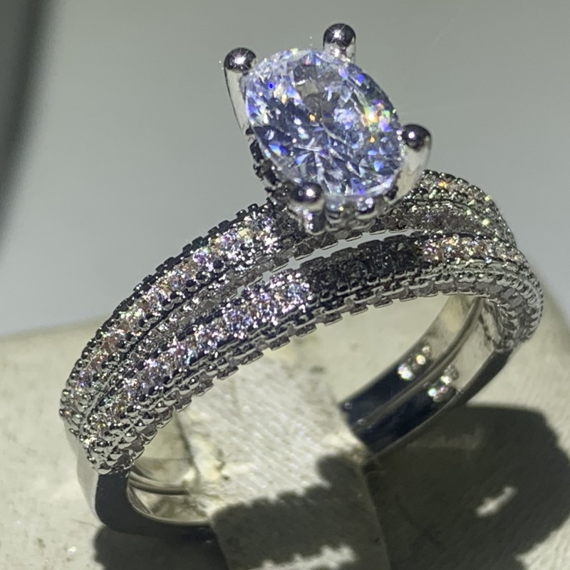 Couple Rings 2pcs Stunning Deluxe Jewelry 925 Sterling Silver Oval Cut White Topaz Pave CZ Diamond Party Women Wedding Bridal Ring Set Gift