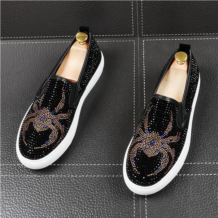 Luxury Men's embroidered Casual Shoes black Glitter Leisure Slip on Rivets Loafers Shoes Man Party Weeding Dress Shoes W408
Luxury Men's embroidered Casual Shoes black Glitter Leisure Slip on Rivets Loafers Shoes Man Party Weeding Dress Shoes W408
