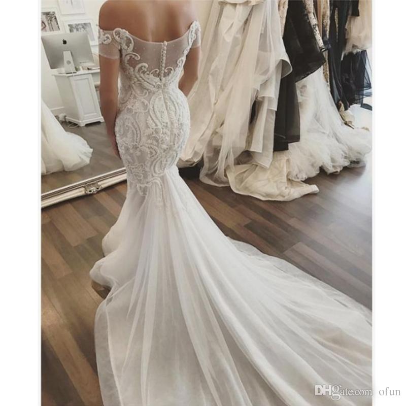 2019 Vintage Elegant Long Wedding Dress Off Shoulder Half Sleeves Bridal Gowns Covered Button Back Court Train Wedding Dress