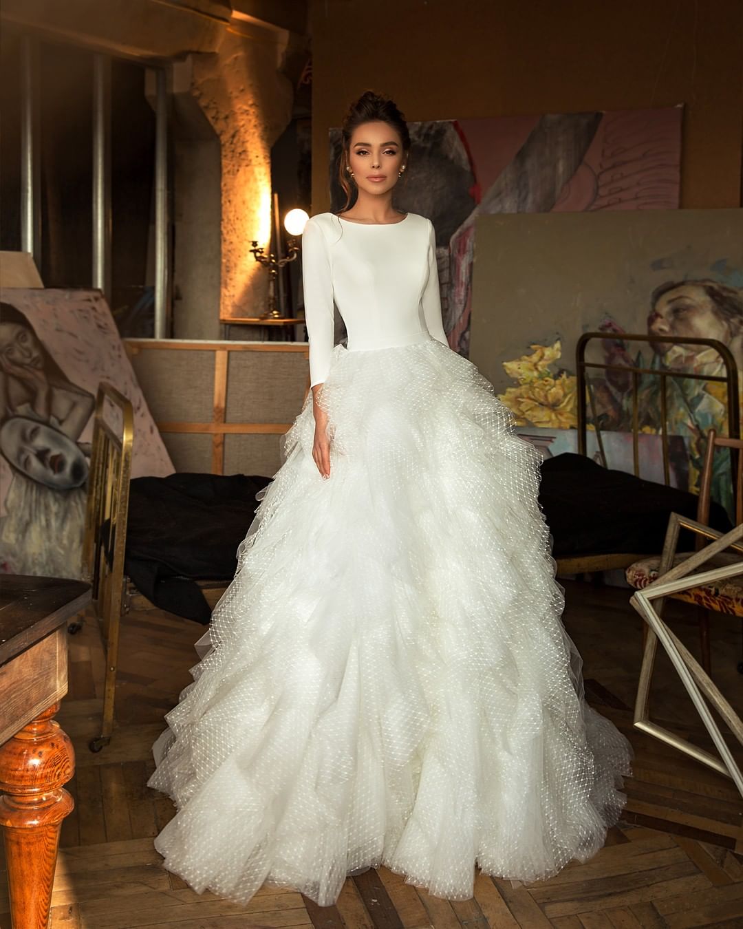 Long Charming Sleeves Backless Wedding Dresses Bateau Neck A E Tiered Bridal Gowns Sweep Train Robe De Mari E