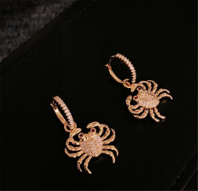 jewelry S925 sterling silver needle earrings planet crab shape charm stud earrings for women hot fashion
jewelry S925 sterling silver needle earrings planet crab shape charm stud earrings for women hot fashion