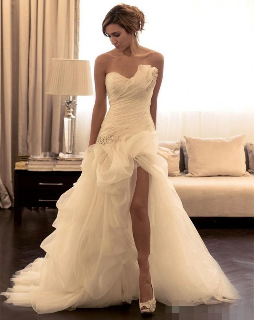 A Line Vintage Dresses Sexy Front Side Slit Ruffles Sweep Train Tulle Sweetheart Crystal Beaded Wedding Gown Custom Made