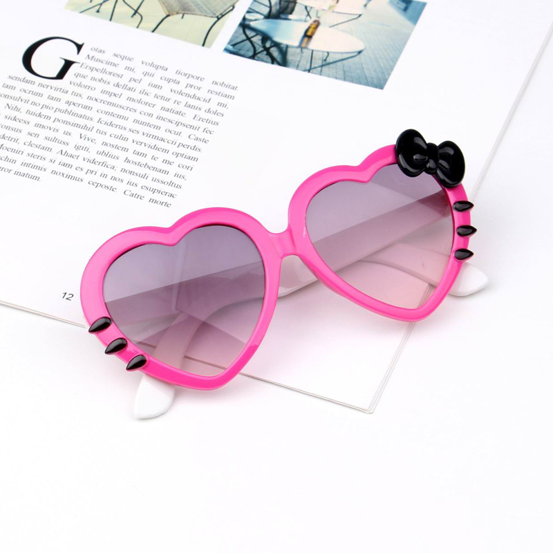 2020 New Kids Children Peach Heart Eyewear Summer Fashion Korean Toddler Baby Boys Girls Student Sunglasses H260130