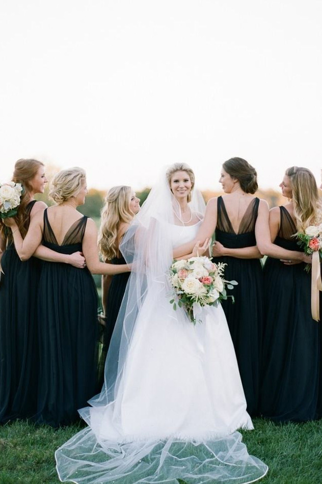 Black V Neck Bridesmaid Dresses Pleats Chiffon Floor Length Maid of Honor Dress for Wedding Party