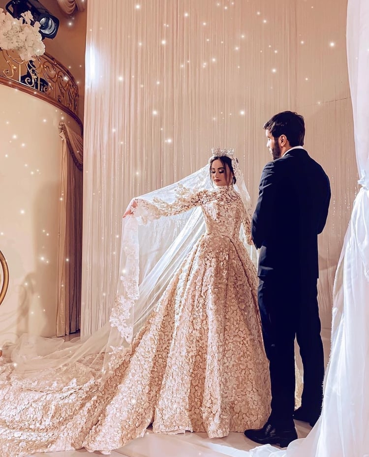 Luxurious Arabic Muslim Wedding Dresses 3D Floral Flowers High Neck Sweep Train Long Sleeve Bridal Gowns Conservative Wedding Dress
