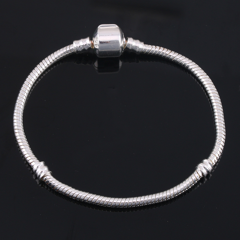 Wholesale-Charm Bracelet 925 Silver Pandora Bracelets For Women Royal Crown Bracelet Diy Heart-shaped Jewelry with Crown
Wholesale-Charm Bracelet 925 Silver Pandora Bracelets For Women Royal Crown Bracelet Diy Heart-shaped Jewelry with Crown
