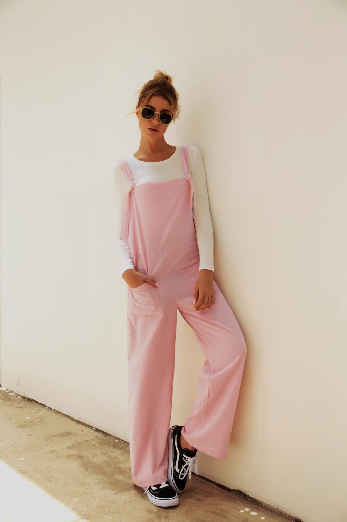 Spot Jumpsuits European explosion models spring and summer casual temperament strap pants pocket solid color street