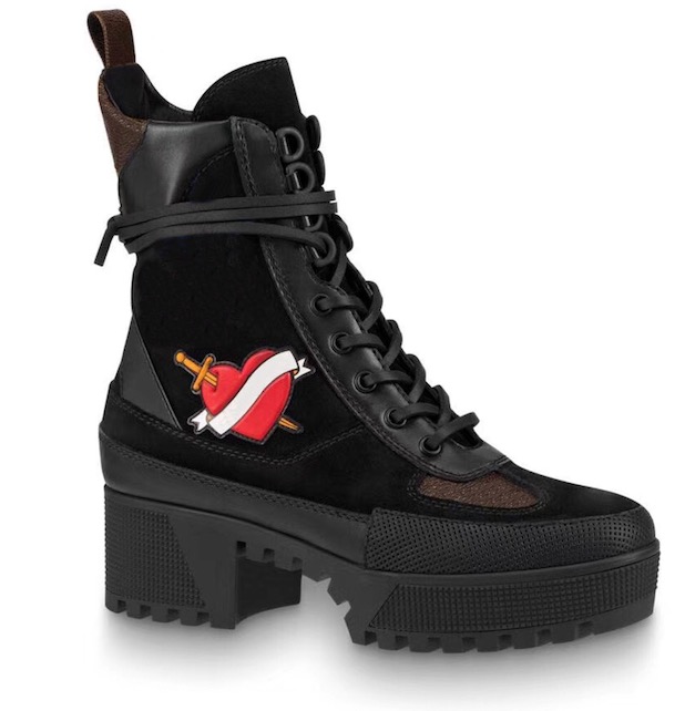 Latest Women Snow Boots Martin Desert Boot flamingos Love arrow medal 100% real leather coarse size US5-11 Winter shoes
Latest Women Snow Boots Martin Desert Boot flamingos Love arrow medal 100% real leather coarse size US5-11 Winter shoes