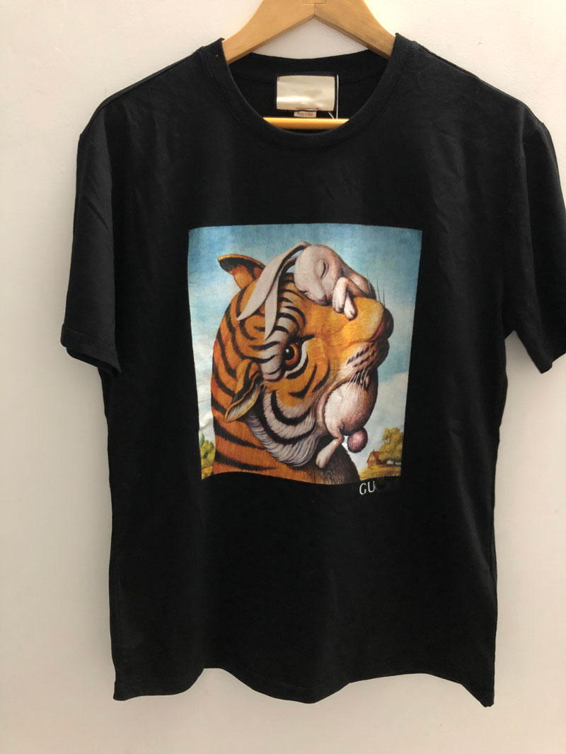 2020SS men's clothing designer T-shirt fashion men's clothing summer casual street clothing T-shirt round neck short sleeve
2020SS men's clothing designer T-shirt fashion men's clothing summer casual street clothing T-shirt round neck short sleeve