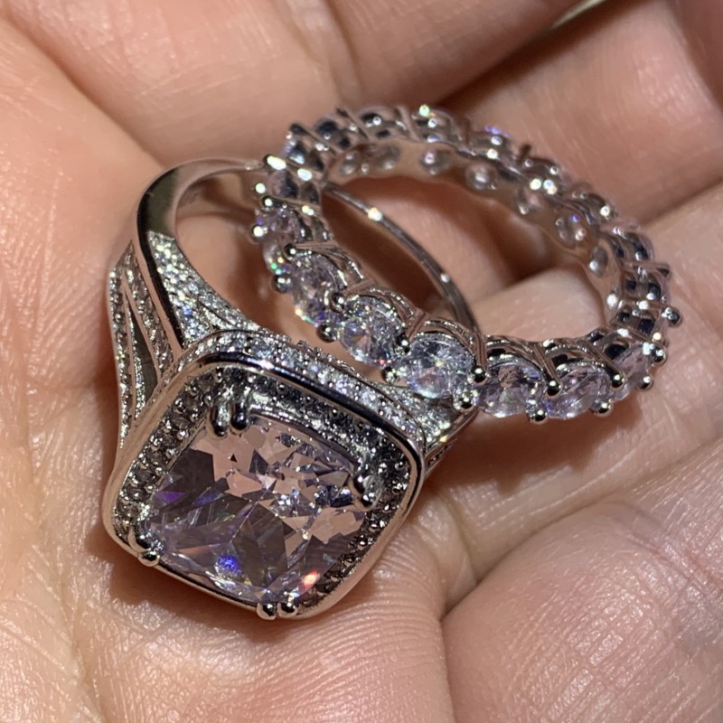 Sparkling Hot Sale Luxury Jewelry Couple Rings 925 Sterling Silver Cushion Shape White Topaz Gemstones Women Wedding Bridal Ring Set Gift