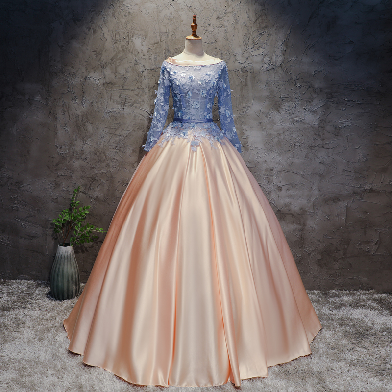 2018 New Fashion Long Sleeve Appliques Taffeta Ball Gown Quinceanera Dresses Lace Up Sweet 16 Dresses Debutante 15 Year Party Dress BQ104, Same as picture
2018 New Fashion Long Sleeve Appliques Taffeta Ball Gown Quinceanera Dresses Lace Up Sweet 16 Dresses Debutante 15 Year Party Dress BQ104, Same as picture