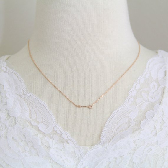 Gold Silver Rose gold Tiny Horizontal Arrow pendant chain Necklace Pendant for Women Simple Cute Sideways Arrow Necklace for Men