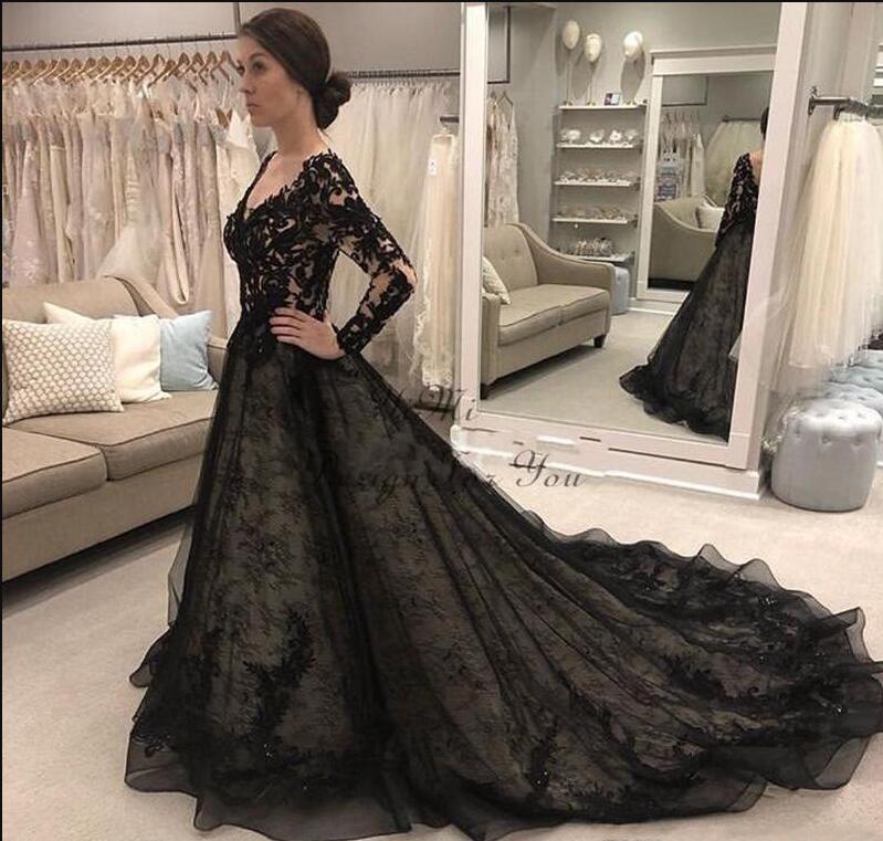 Black Gothic Wedding Dresses 2020 Long Sleeve V Neck backless Sweep Train Lace Illusion Bodice Garden Country Bridal Gowns robes de mariée