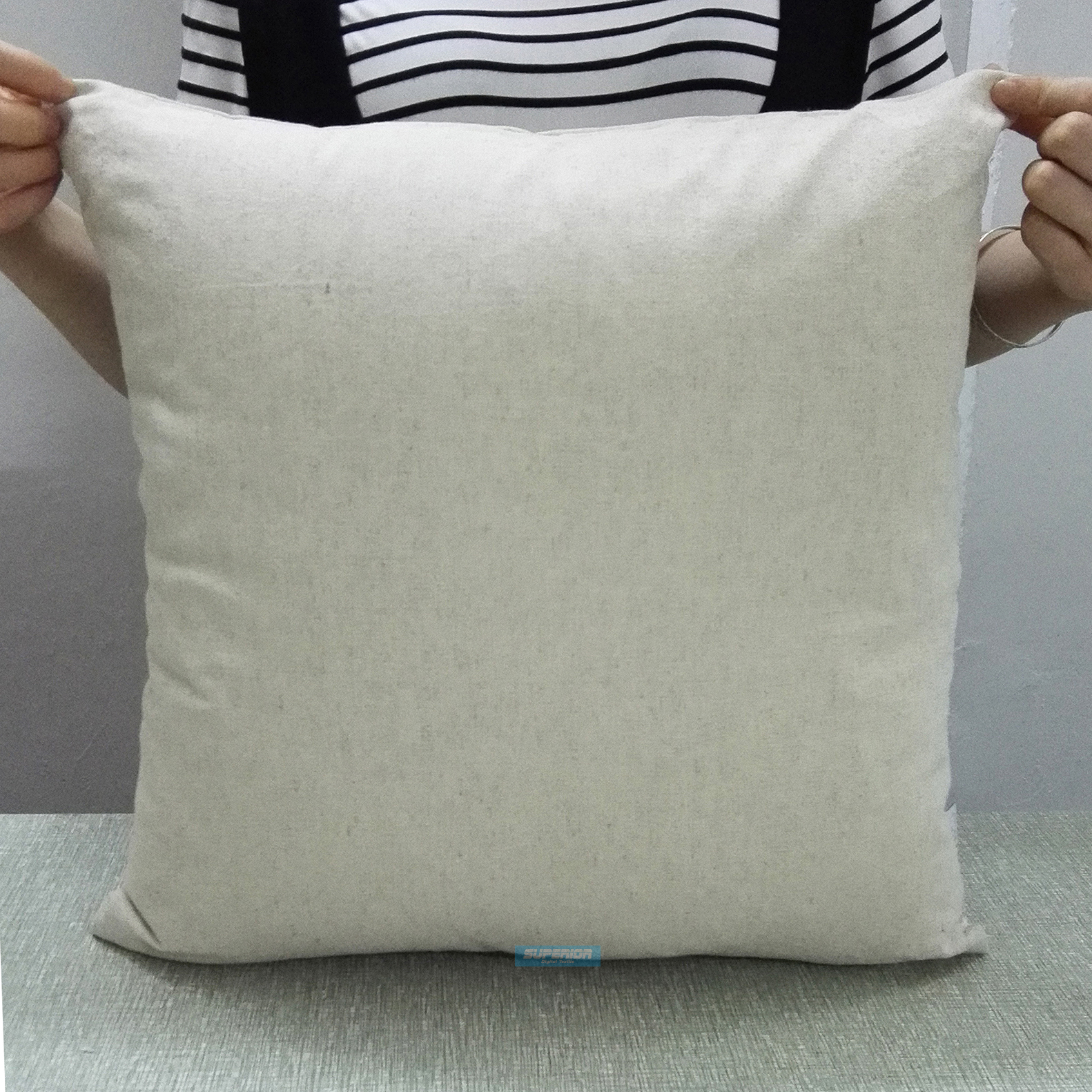 100 pcs ALL SIZES Plain Natural Gray Linen-Cotton Blended Pillow Cover Natural Flax Pillow Cover Thick Raw Linen Pillow Cover For Painting
100 pcs ALL SIZES Plain Natural Gray Linen-Cotton Blended Pillow Cover Natural Flax Pillow Cover Thick Raw Linen Pillow Cover For Painting