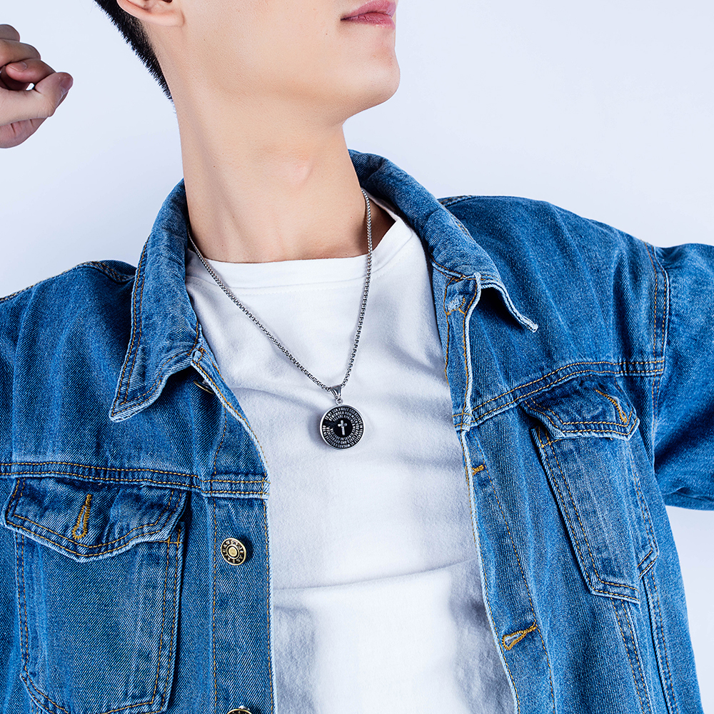 Retro Men Stainless Steel Round Card Pendant Necklace Titanium Steel Religious Pendants Jewelry Wholesale Gold Plated