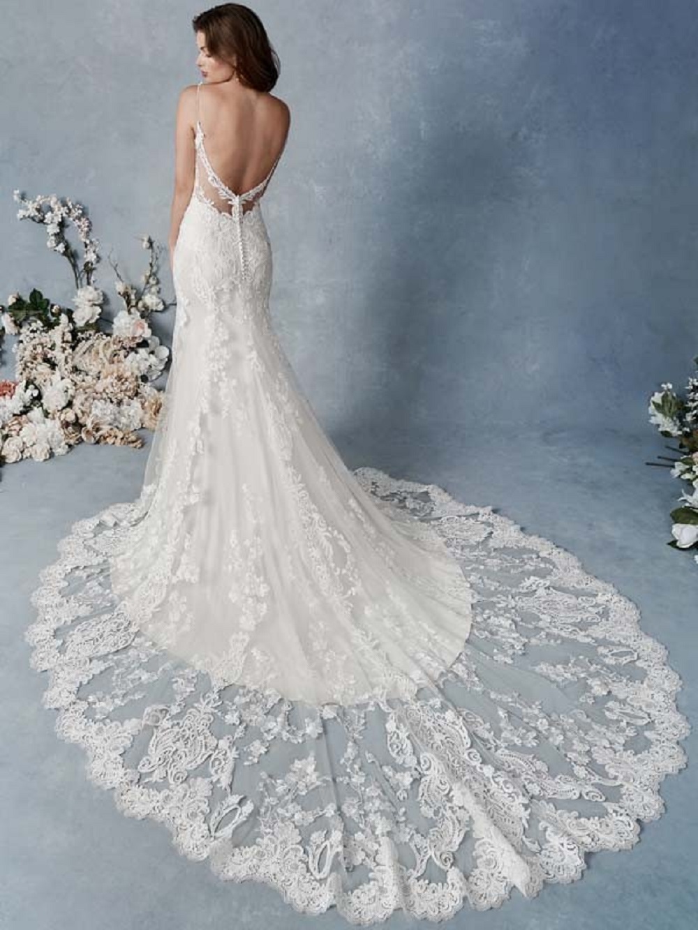 2020 New Elegant Mermaid Wedding Dresses V Neck Lace Appliques Bridal Gowns Illusion Backless Sweep Train Wedding Dress