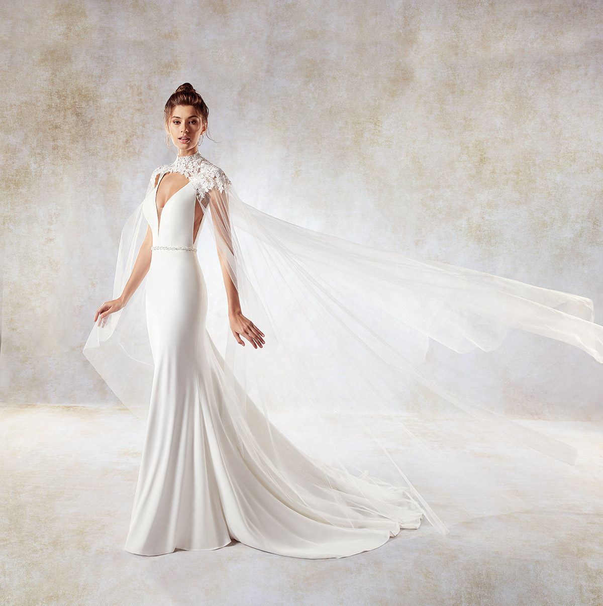 Eddy K Mermaid Wedding Dresses With Wrap 2019 V Neck Crystals Beaded Sash Beach Wedding Dress robe de mariée Backless Bridal Gowns