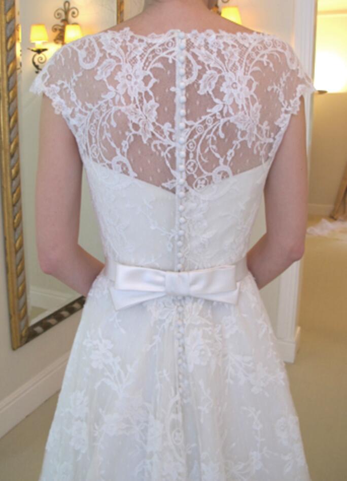 2019 Modest Wedding Dresses Lace Appliqued A Line Cap Sleeves Jewel Bohemian Wedding Dress Vestidos De Novia Plus Size Country Bridal Gowns