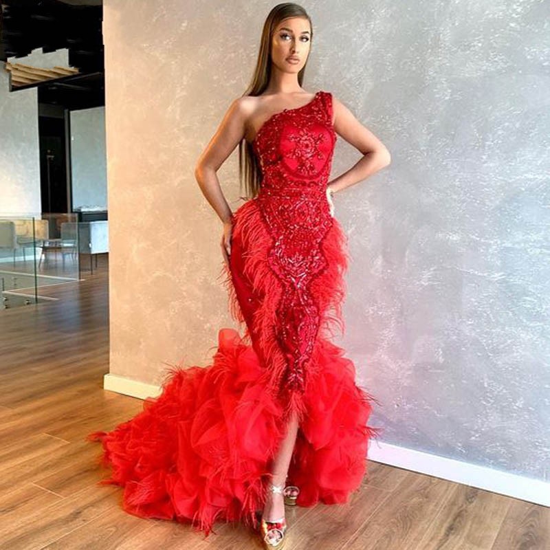 Red Feathers Mermaid Prom Dresses With Appliques Sequins High Low One Shoulder Evening Dress Ruffles African Party Gowns vestido de festa, Hunter
Red Feathers Mermaid Prom Dresses With Appliques Sequins High Low One Shoulder Evening Dress Ruffles African Party Gowns vestido de festa, Hunter
