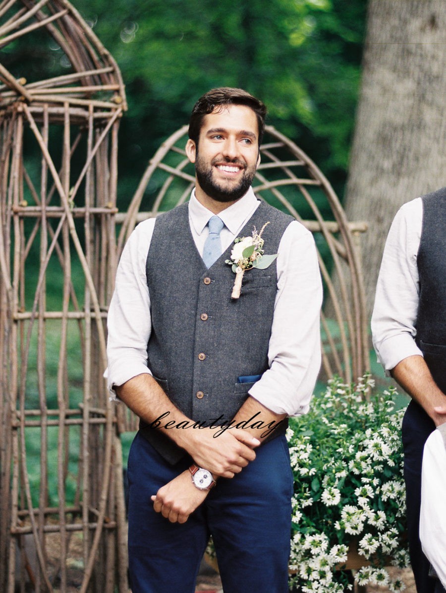 2019 Fashion Gray Groom Vests Wool Herringbone Tweed Vest Slim Fit Men's Suit For Prom Country Wedding Waistcoat Dress Tailor Made Plus Size
