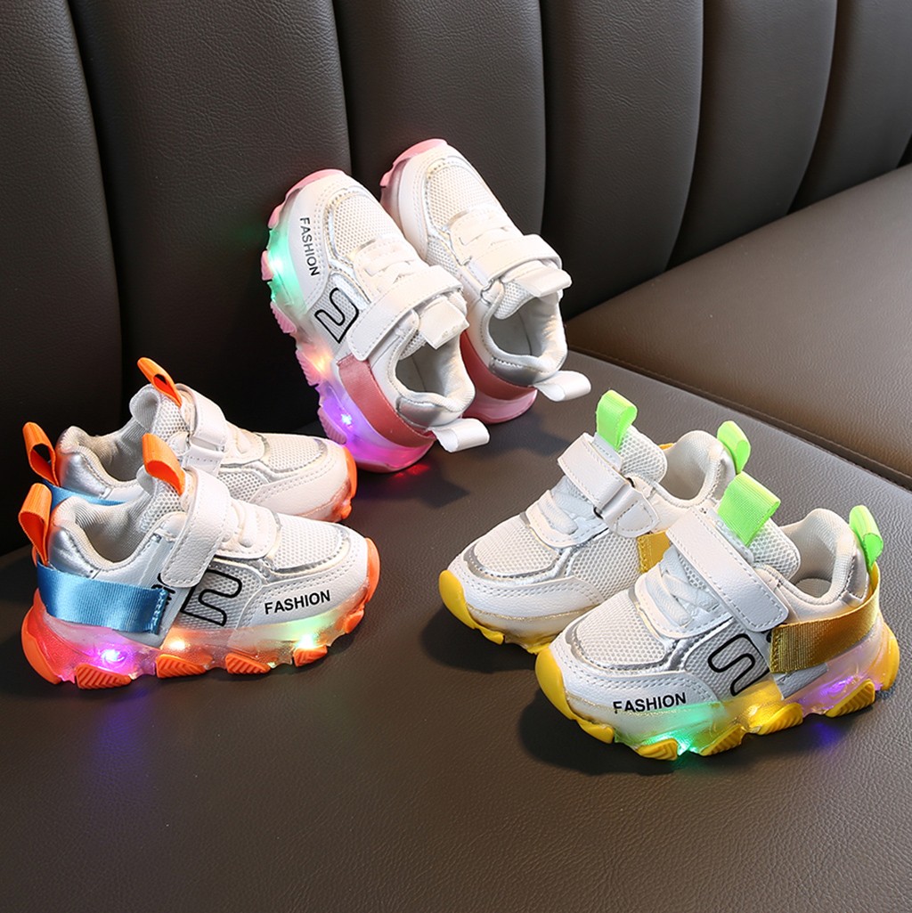 Baby LED Sport Running Shoes Children Kid Baby Girls Boys Letter Led Luminous Run Sneakers High Quality Casual Shoes
Baby LED Sport Running Shoes Children Kid Baby Girls Boys Letter Led Luminous Run Sneakers High Quality Casual Shoes